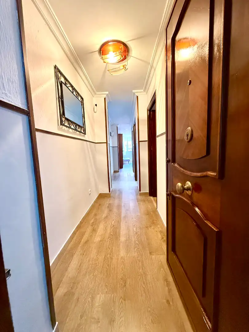 Wohnung zum Verkauf in San Juan de Aznalfarache mit Klimaanlage und Ofen
