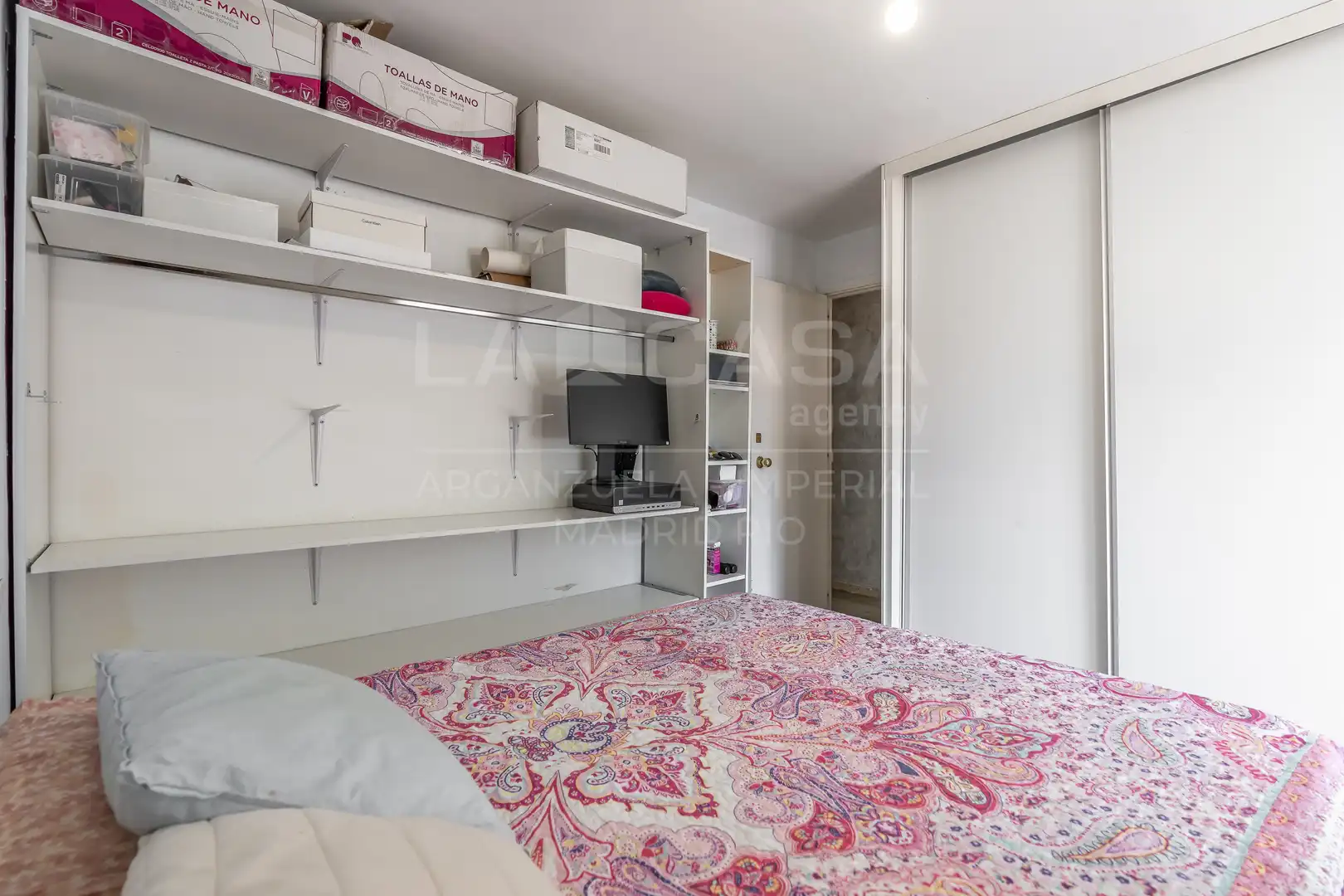 Dormitori de Pis en venda en Madrid amb Aire condicionat, Calefacció i Terrassa