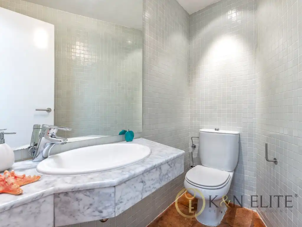 Bathroom of Houses for sale in Petrer  with Private garden and Swimming Pool