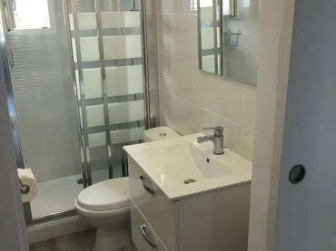 Flat with balcony for sale in Fuencarral - El Pardo