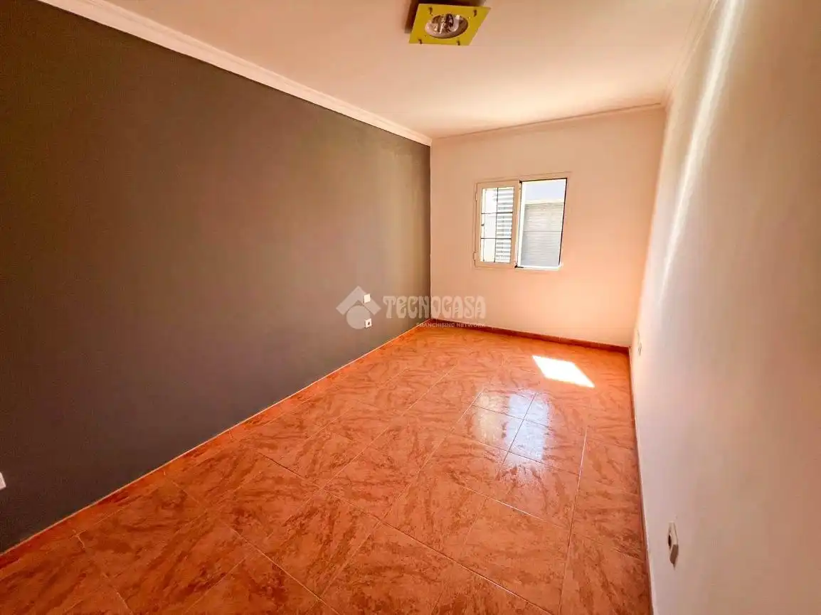 Casa aparellada en venda a Cruce de Arinaga, imagen 15