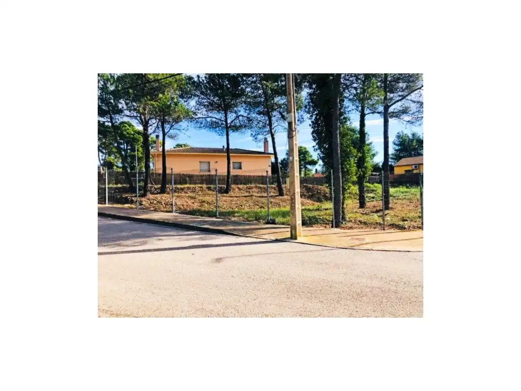 Residential land for sale in Torrelles de Foix