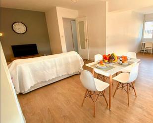 Study to rent in Instituts - Universitat