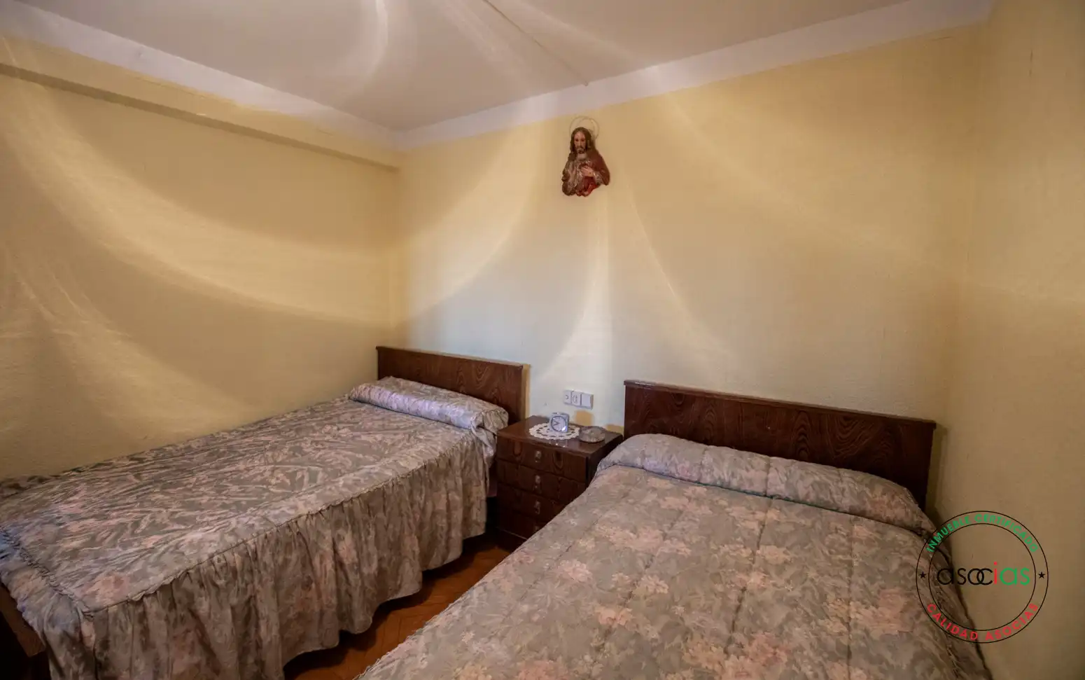 Dormitori de Casa adosada en venda en Villaviciosa amb Calefacció