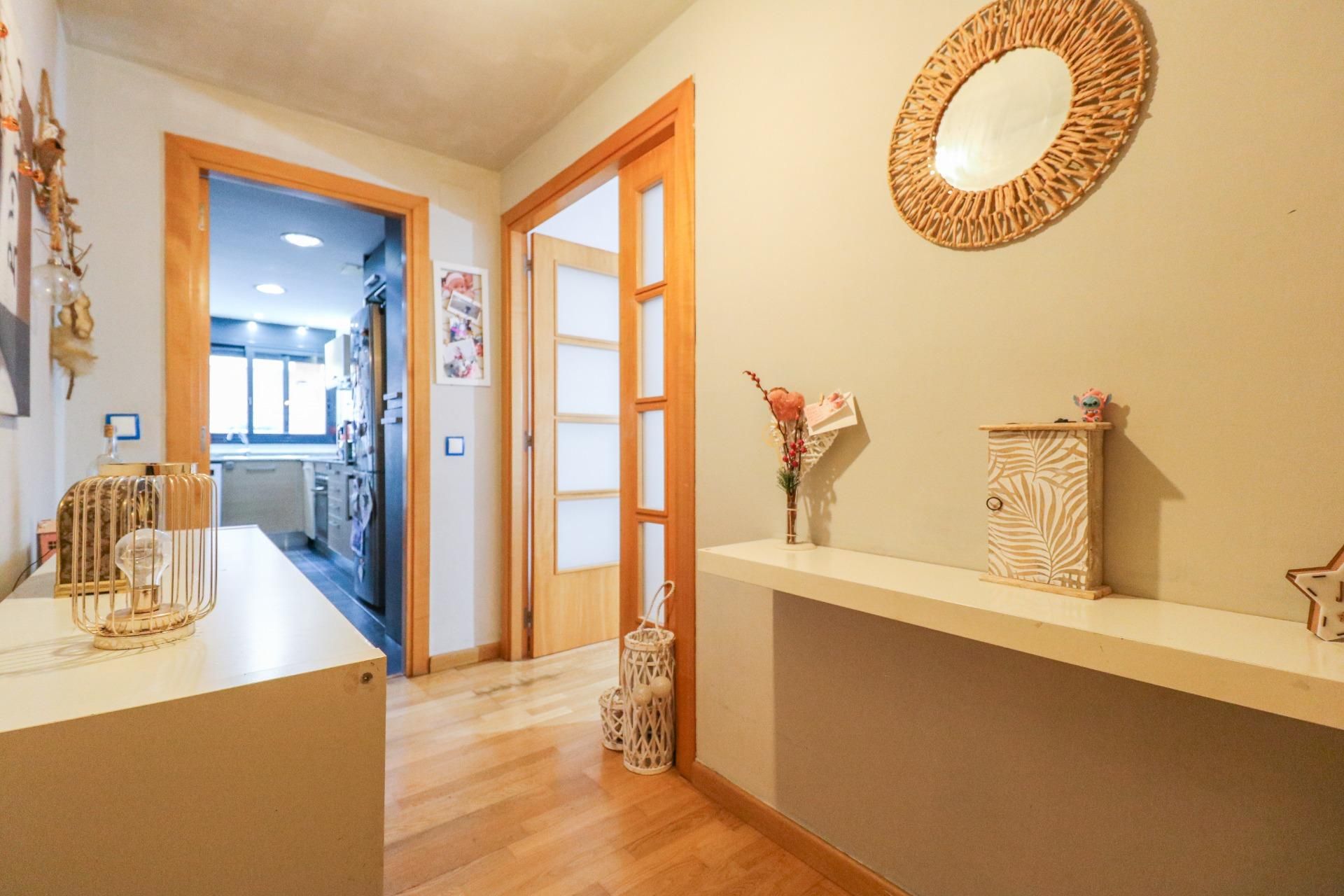 Wohnung zum Verkauf in Cunit mit Klimaanlage, Heizung und Privatgarten