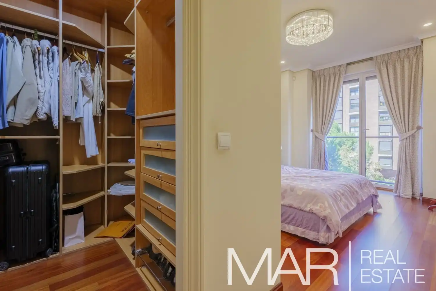 Flat for sale in Calle Nogales, Acacias