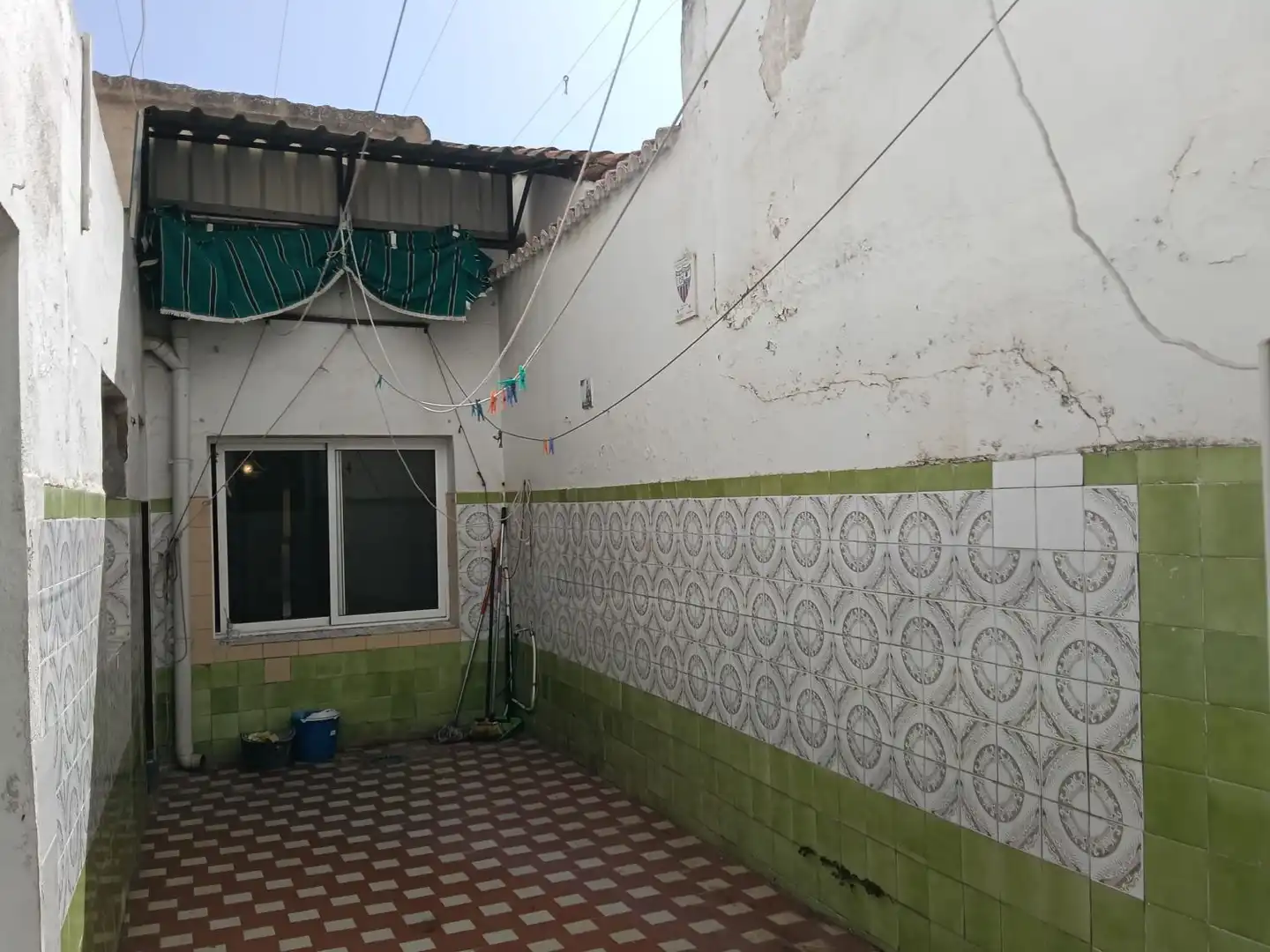 Vista exterior de Casa o chalet en venta en Almendralejo con Trastero