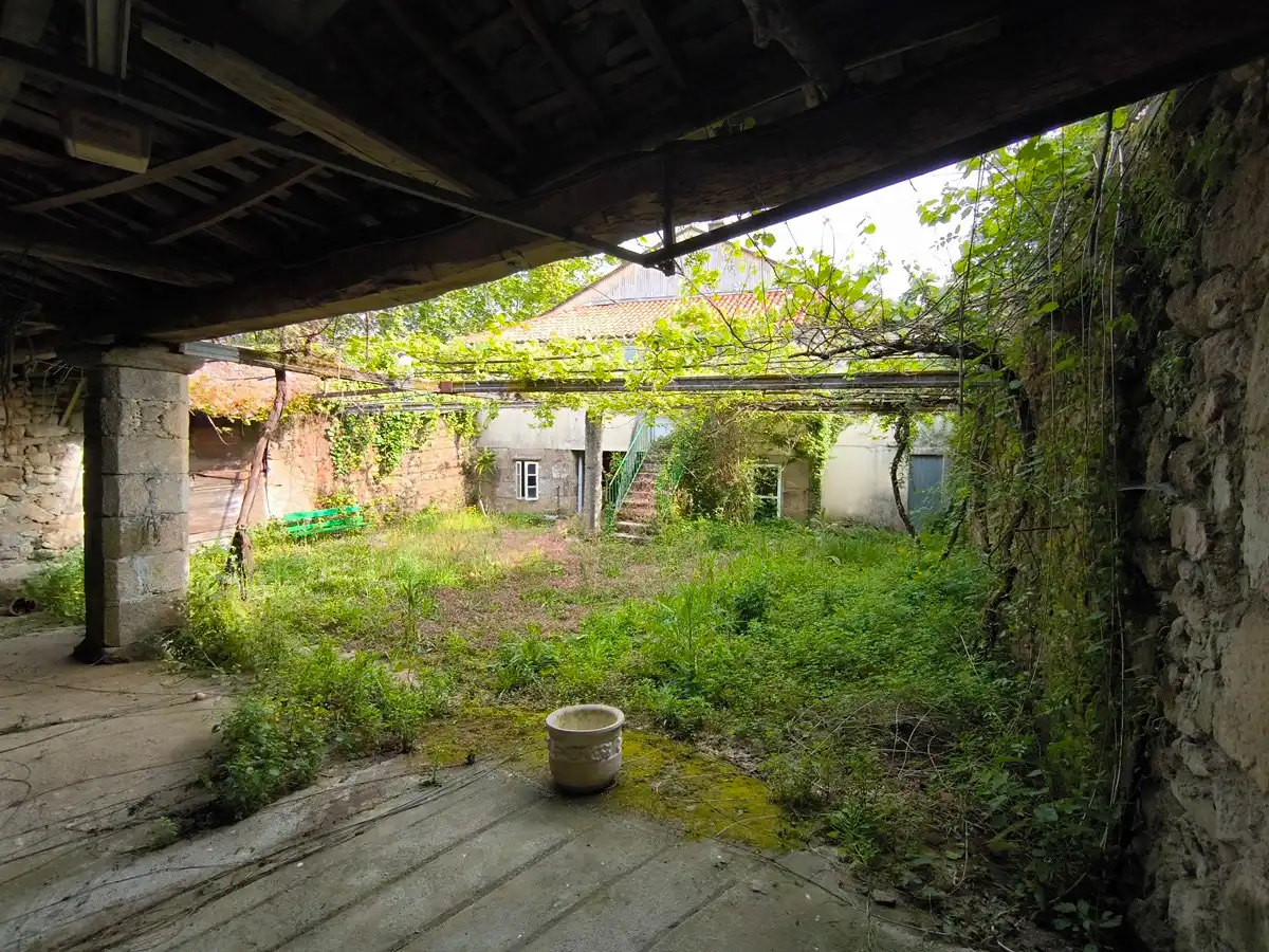Casa o chalet en venta en Vilagarcía de Arousa con Calefacción, Jardín privado y Amueblado