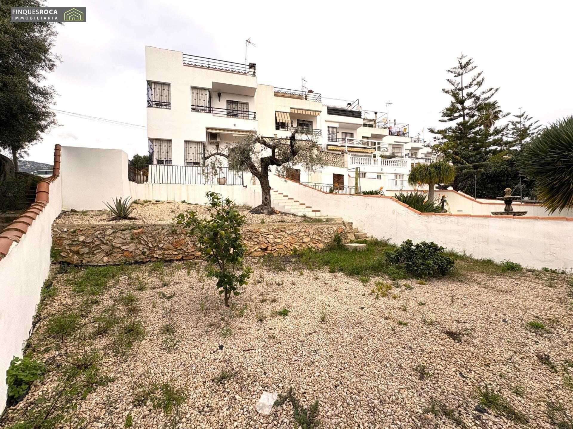 Vista exterior de Casa o xalet en venda en Sant Carles de la Ràpita amb Aire condicionat, Calefacció i Jardí privat