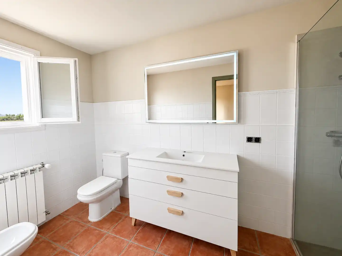Bathroom of Houses for rent in Sa Pobla  with Air Conditioner, Heating and Private garden