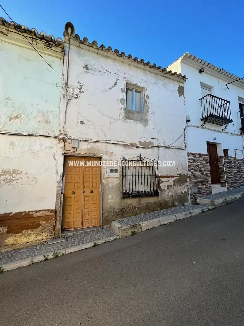 Vista exterior de Casa o chalet en venta en Puente Genil
