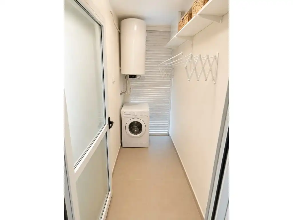 Apartamento con piscina en venta en Calle Poligono G - Manga, imagen 6
