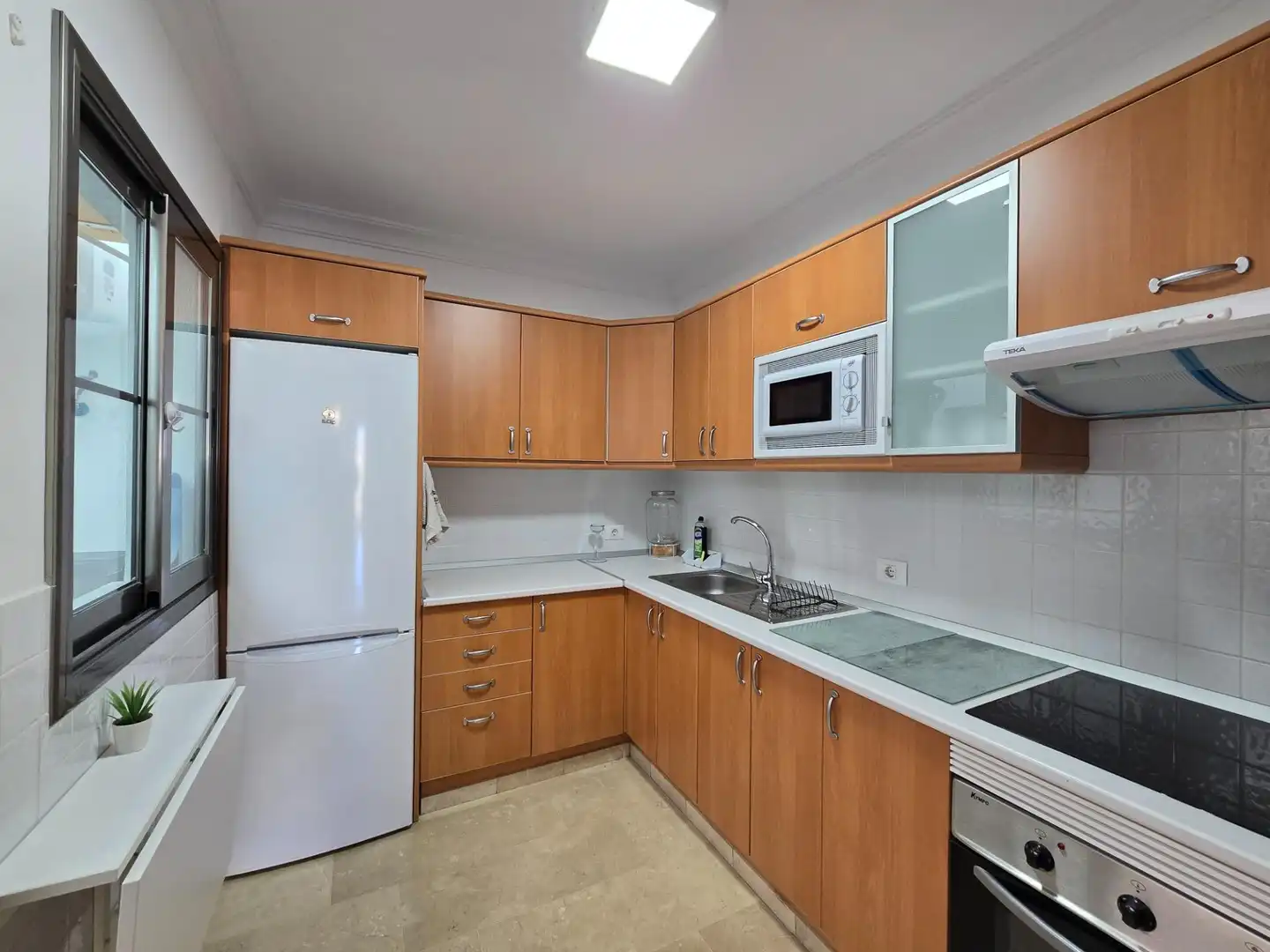 Cocina de Dúplex de alquiler en Mogán con Aire acondicionado, Terraza y Amueblado