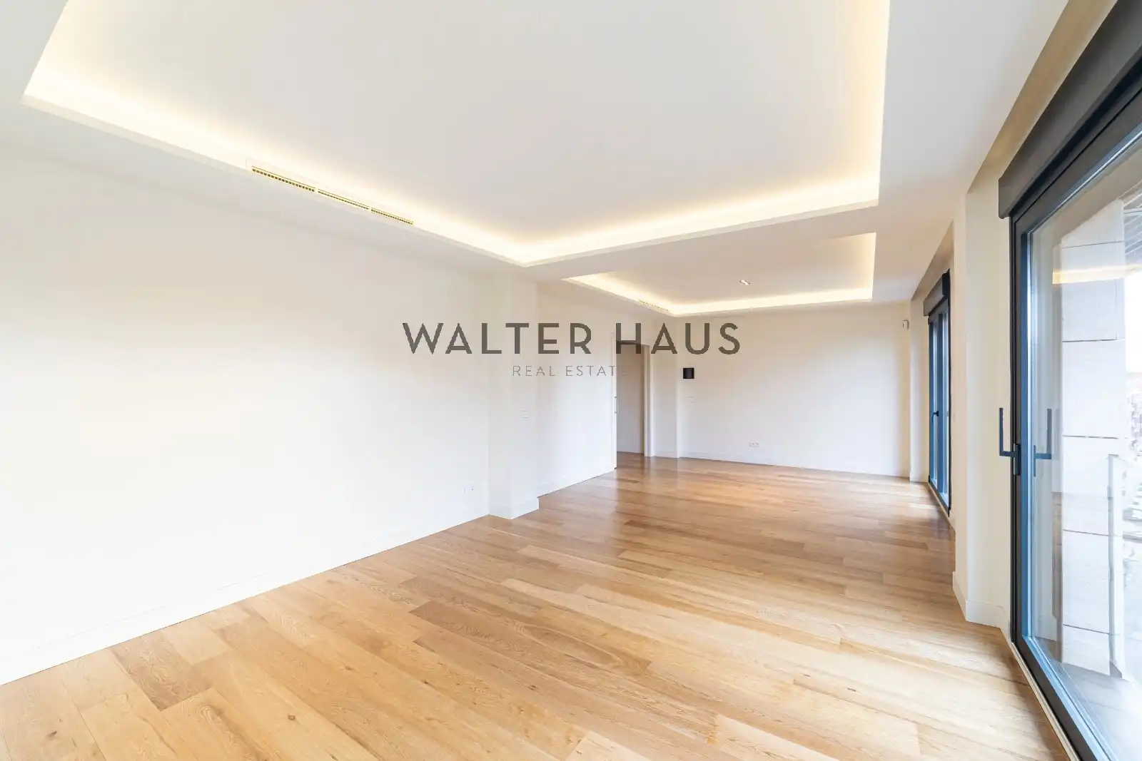Sala de estar de Piso de alquiler en Madrid con Aire acondicionado, Calefacción y Horno