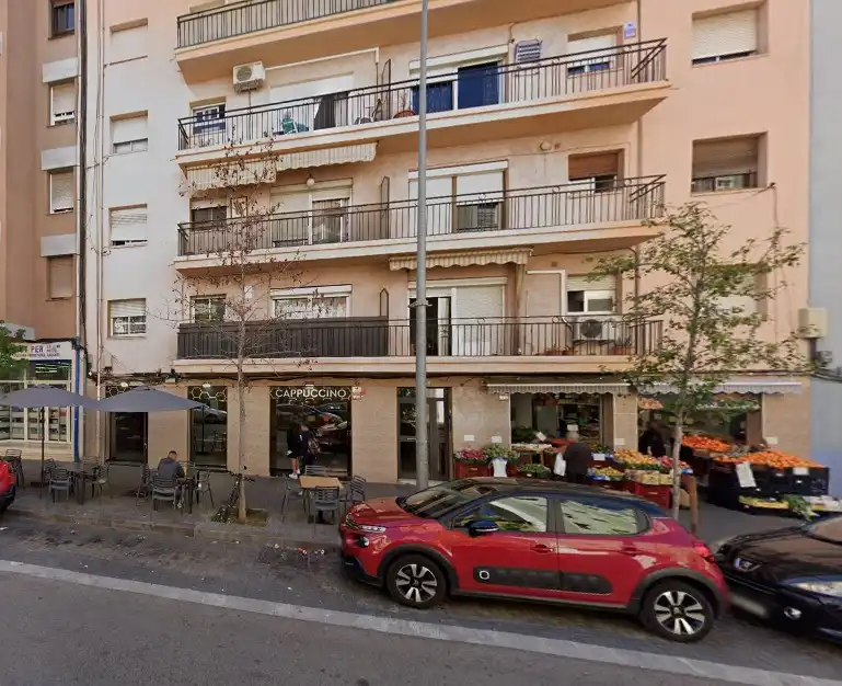 Piso en venta en C/ Mare de Deu del Corredor, Nº 16