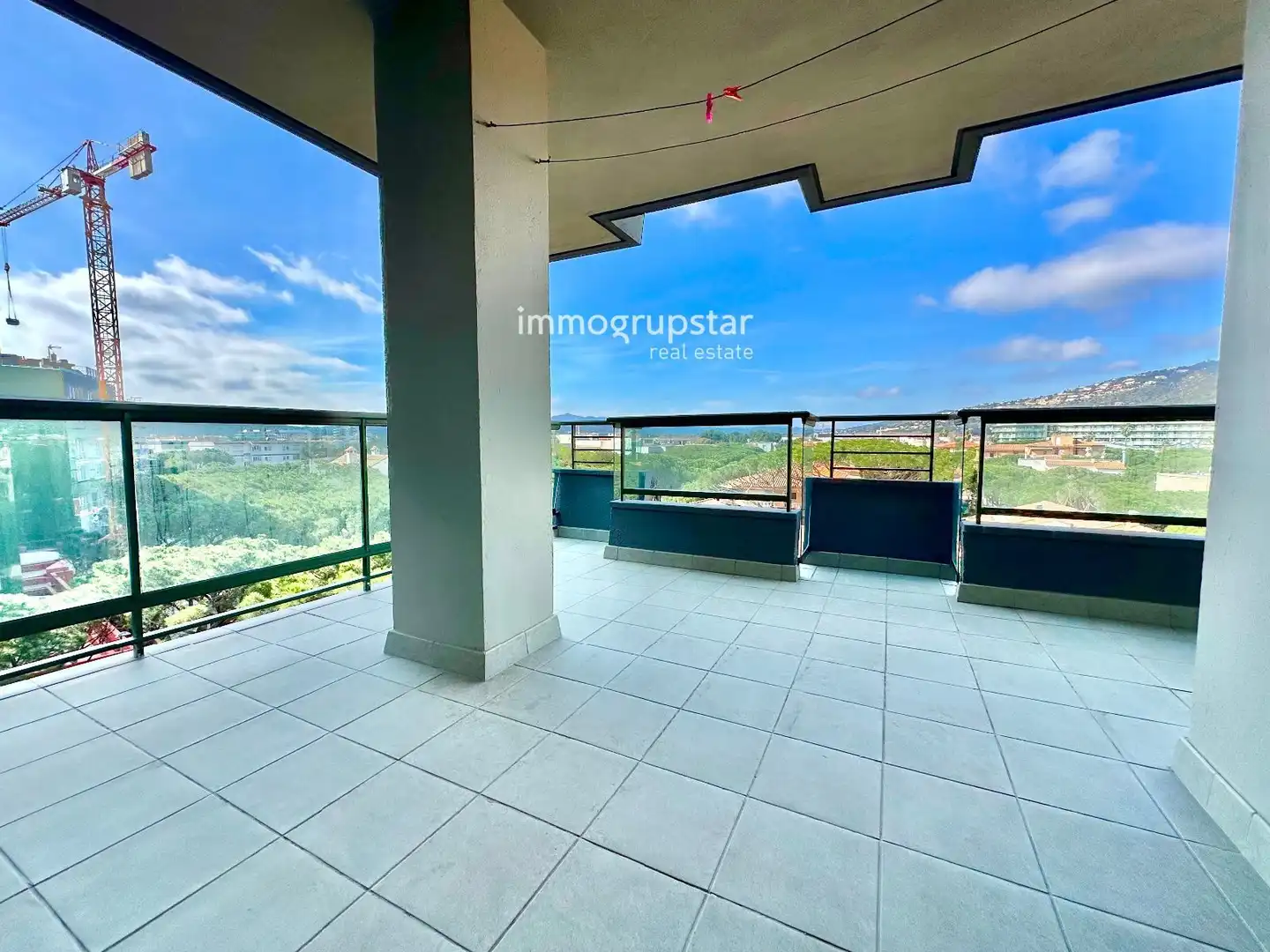Terrasse von Wohnungen zum Verkauf in Castell d'Aro, Platja d'Aro i s'Agaró mit Terrasse und Möbliert