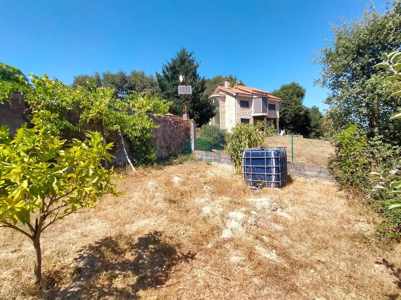 Residential for sale in Coles