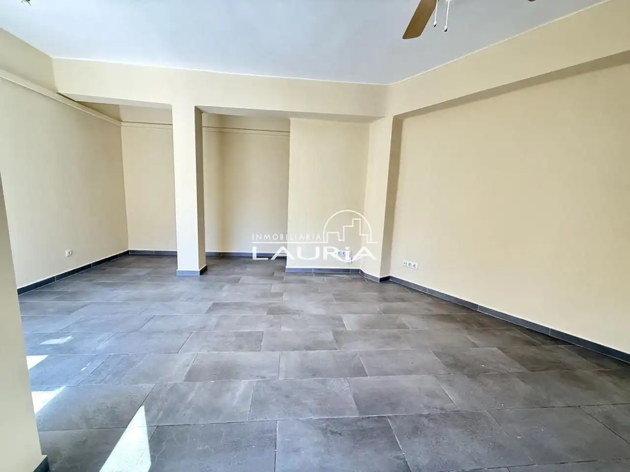 Flat for rent in Valencia  with Air Conditioner, Heating and Terrace