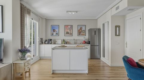 APARTAMENTO EXCLUSIVO EN PRIMERA LÍNEA DE GOLF CON VISTAS AL MAR EN LOS ARQUEROS, BENAHAVÍS, imatge 4