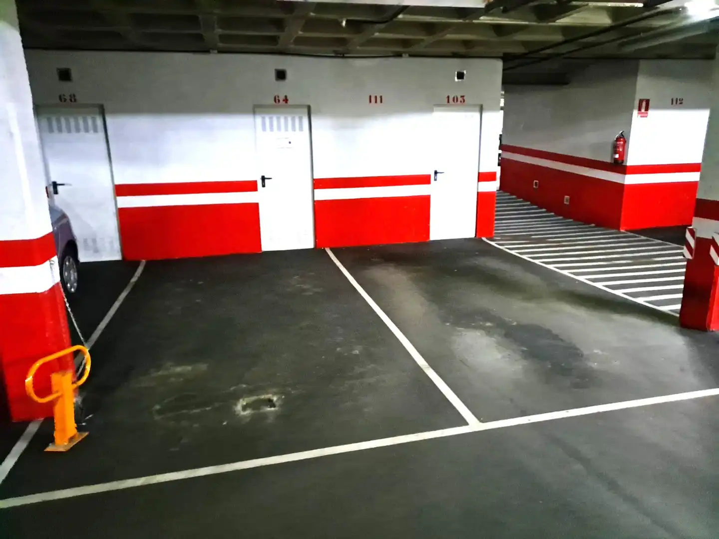 Parking of Garage for rent in Oviedo 