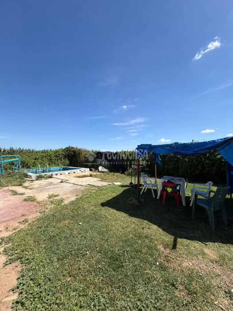 Piscina de Terreno en venta en Los Molares