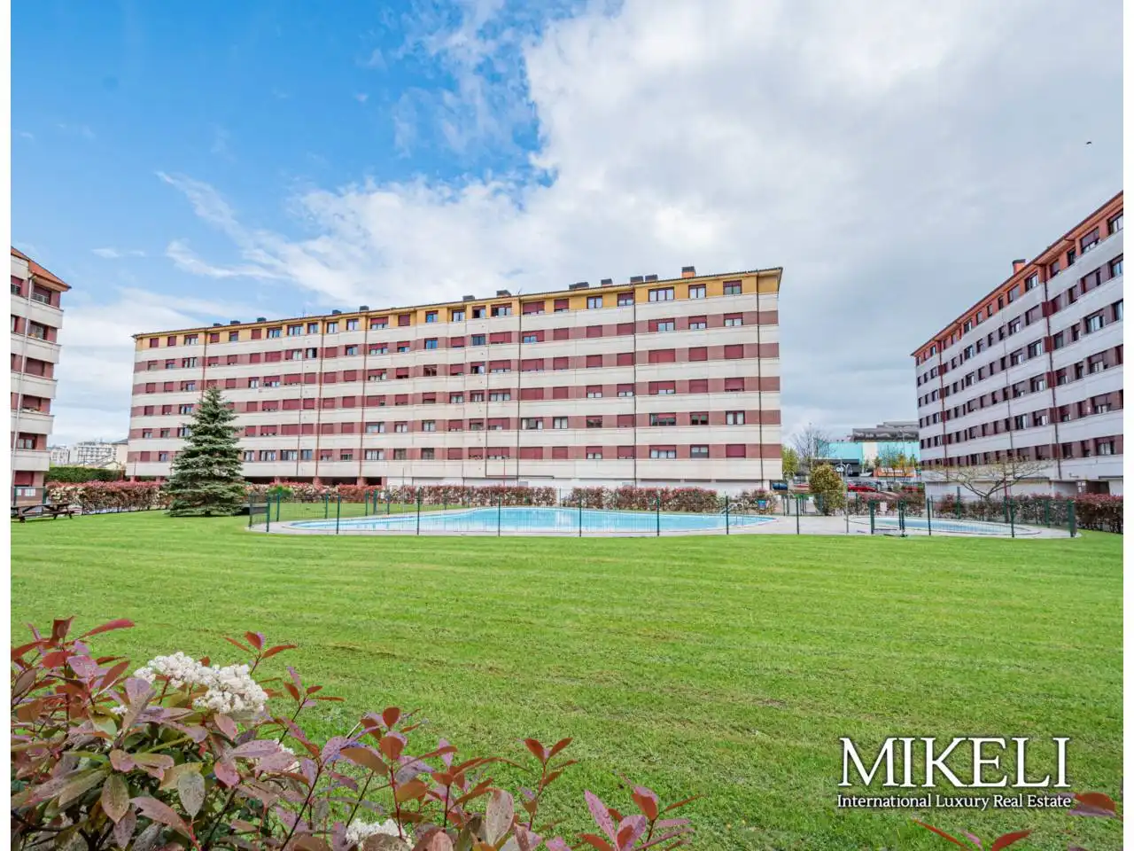Vista exterior de Dúplex en venta en Santander con Calefacción, Terraza y Trastero