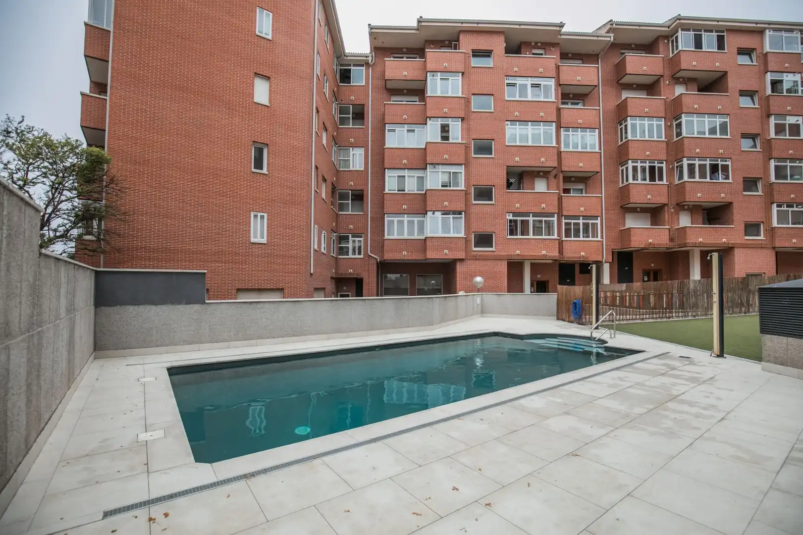 Pis amb piscina en venda a AGUSTÍN RODRÍGUEZ SAHAGÚN 50