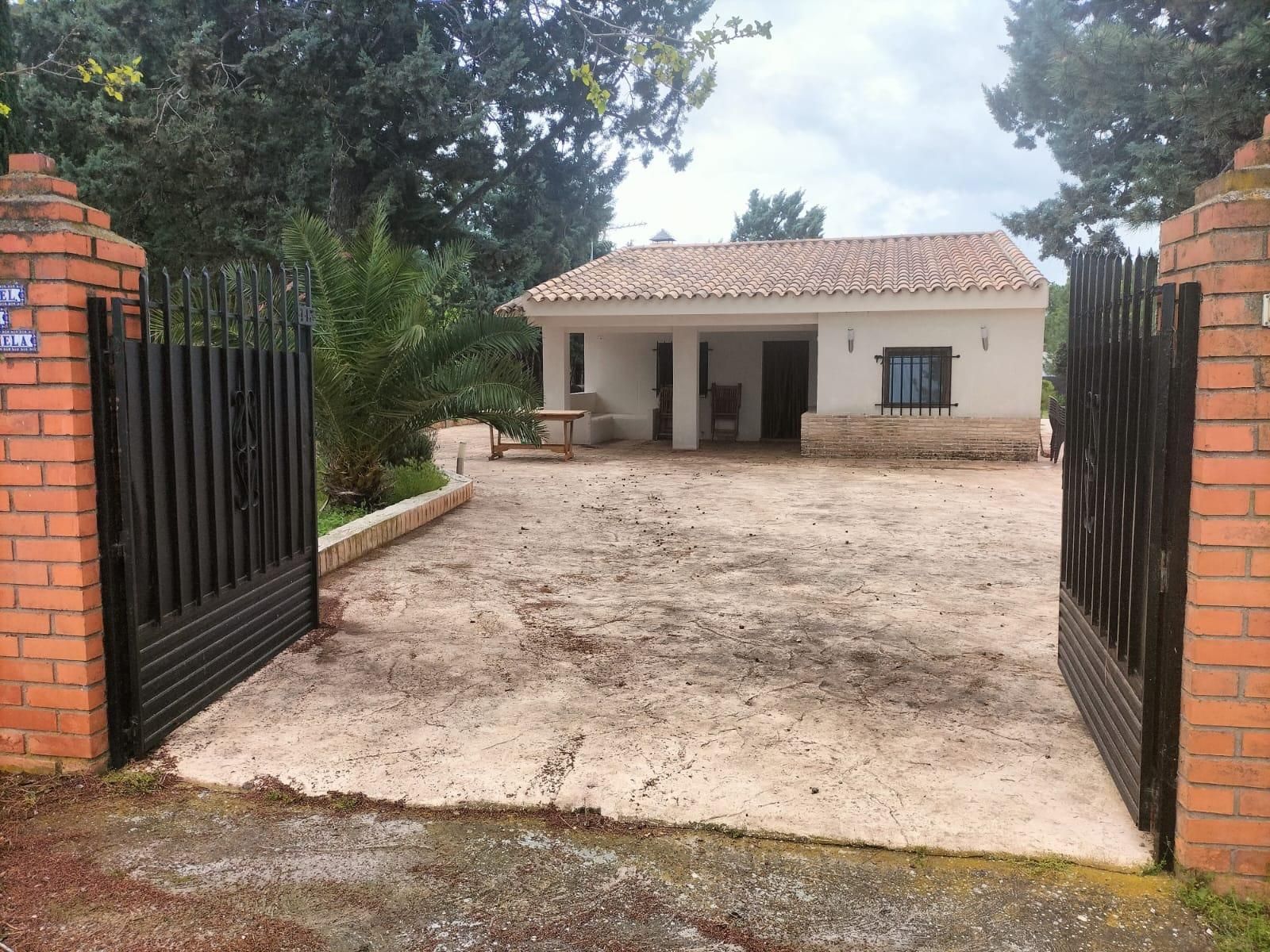 Exterior view of House or chalet for sale in Illana  with Heating, Private garden and Storage room