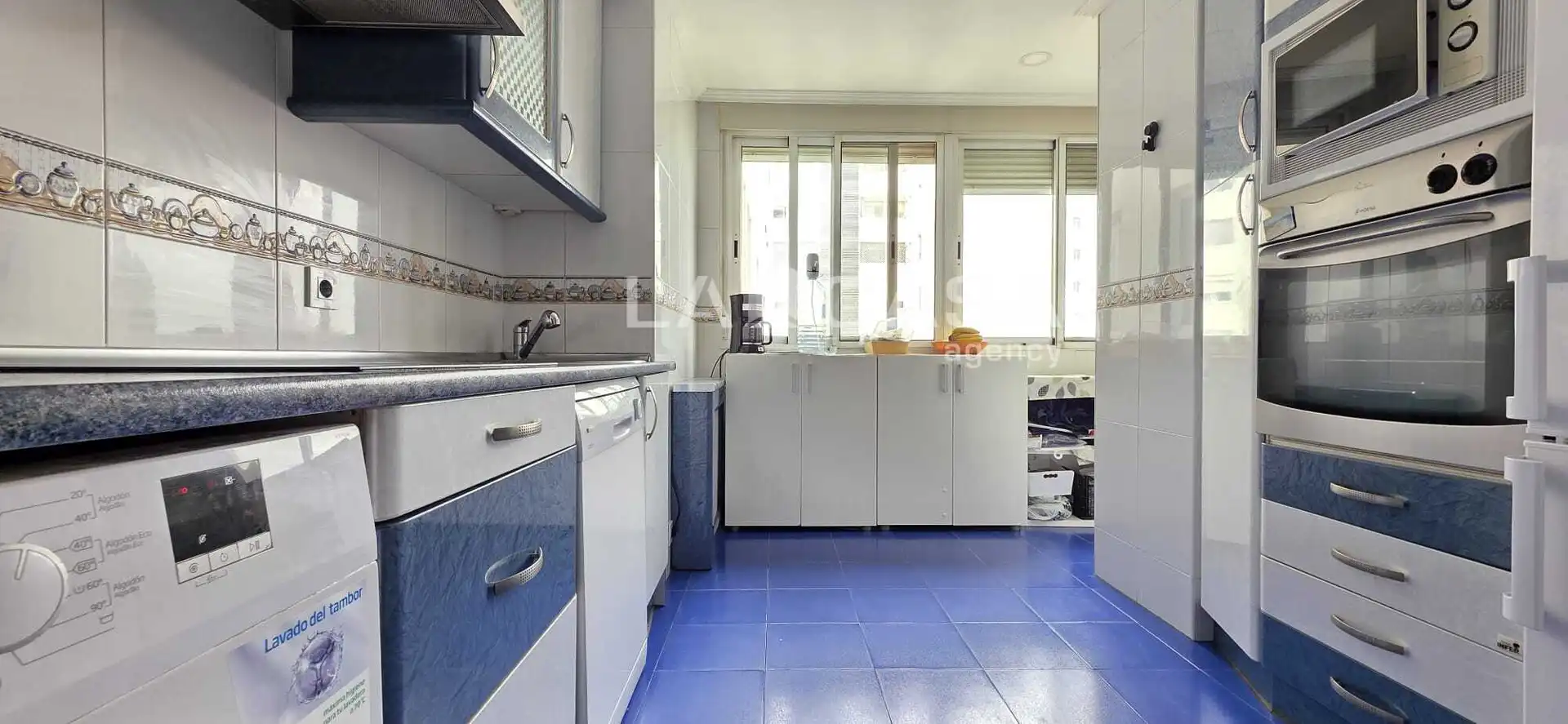 Cocina de Piso en venta en Laguna de Duero con Calefacción y Trastero