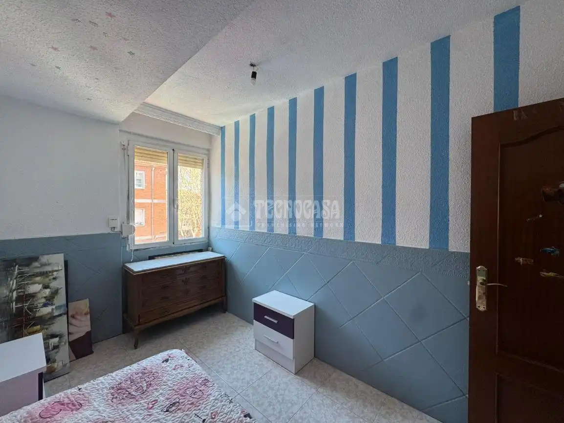 Bedroom of Flat for sale in Alcalá de Henares  with Heating