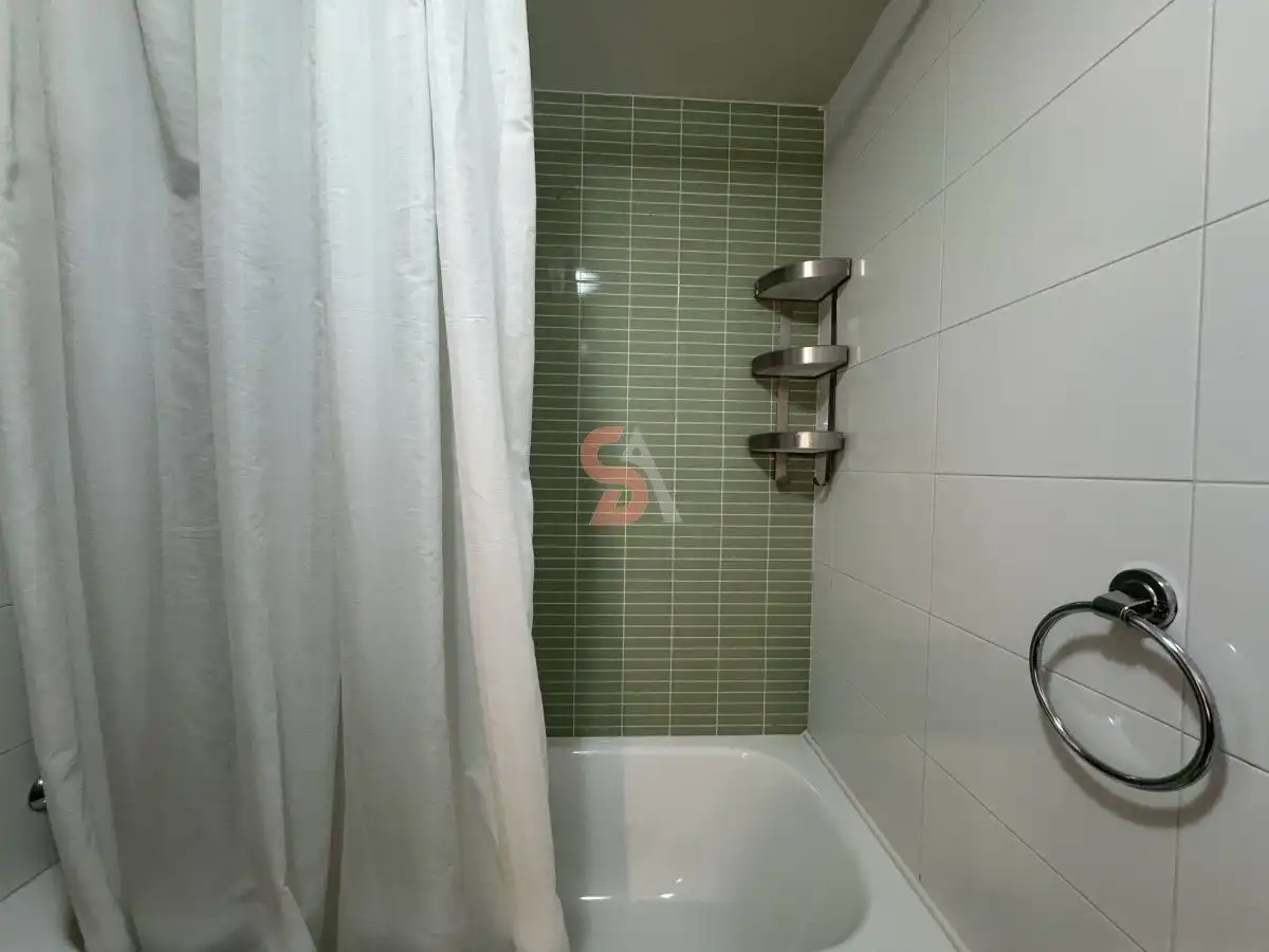 Badezimmer von Wohnung zum Verkauf in Valladolid mit Heizung und Abstellraum