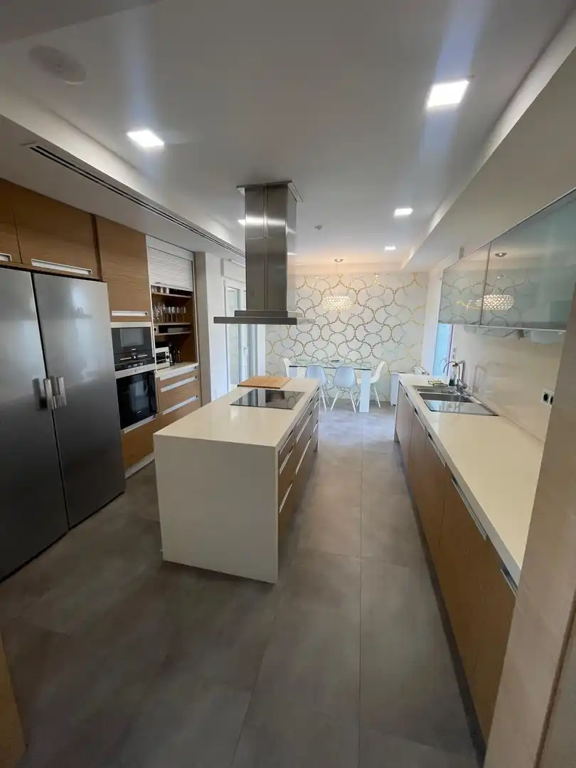 Küche von Haus oder Chalet zur Miete in Elche / Elx mit Klimaanlage, Heizung und Privatgarten