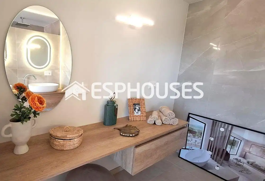 Badezimmer von Haus oder Chalet zum Verkauf in Altea mit Klimaanlage, Schwimmbad und Haustechnik