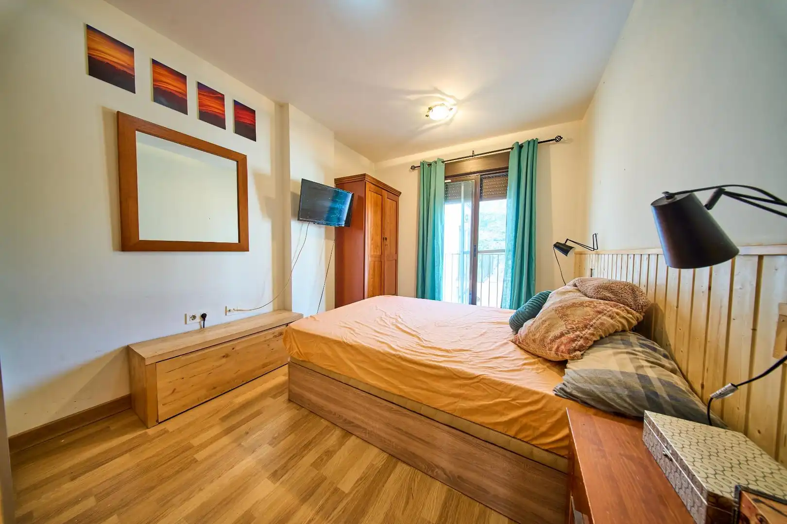 Bedroom of Flat for sale in Güéjar Sierra  with Air Conditioner and Community pool
