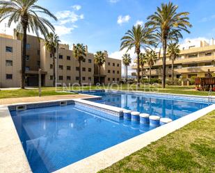 Swimming pool of Duplex for sale in Vilanova i la Geltrú  with Air Conditioner, Heating and Private garden