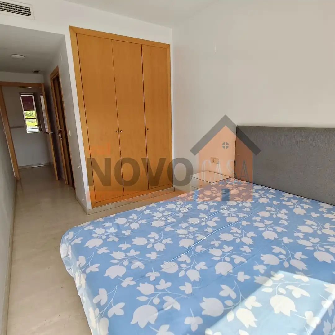 Schlafzimmer von Wohnung zur Miete in Silla mit Möbliert