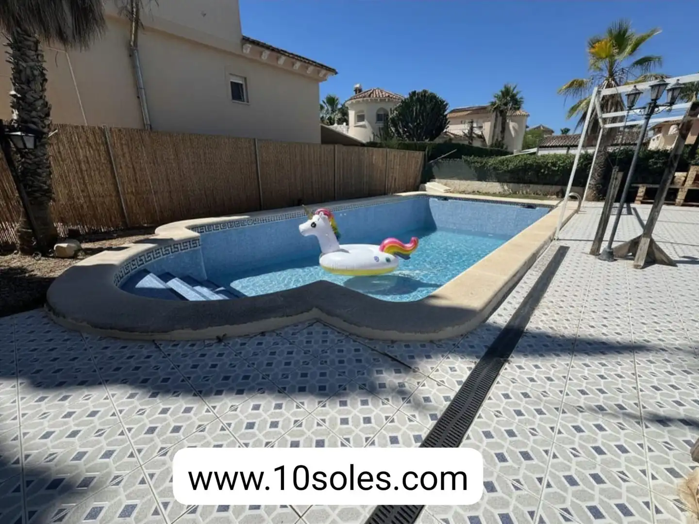 Piscina de Casa o xalet en venda en Benferri amb Calefacció, Jardí privat i Terrassa