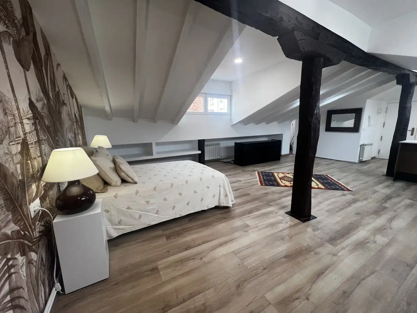 Habitación de Ático en venta en Santander con Calefacción, Jardín privado y Parquet