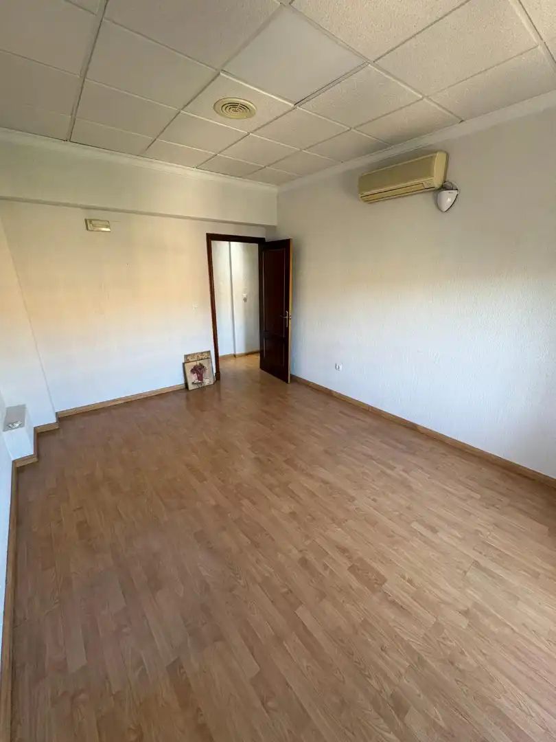 Schlafzimmer von Wohnung zum Verkauf in Jerez de la Frontera mit Klimaanlage, Heizung und Parkett