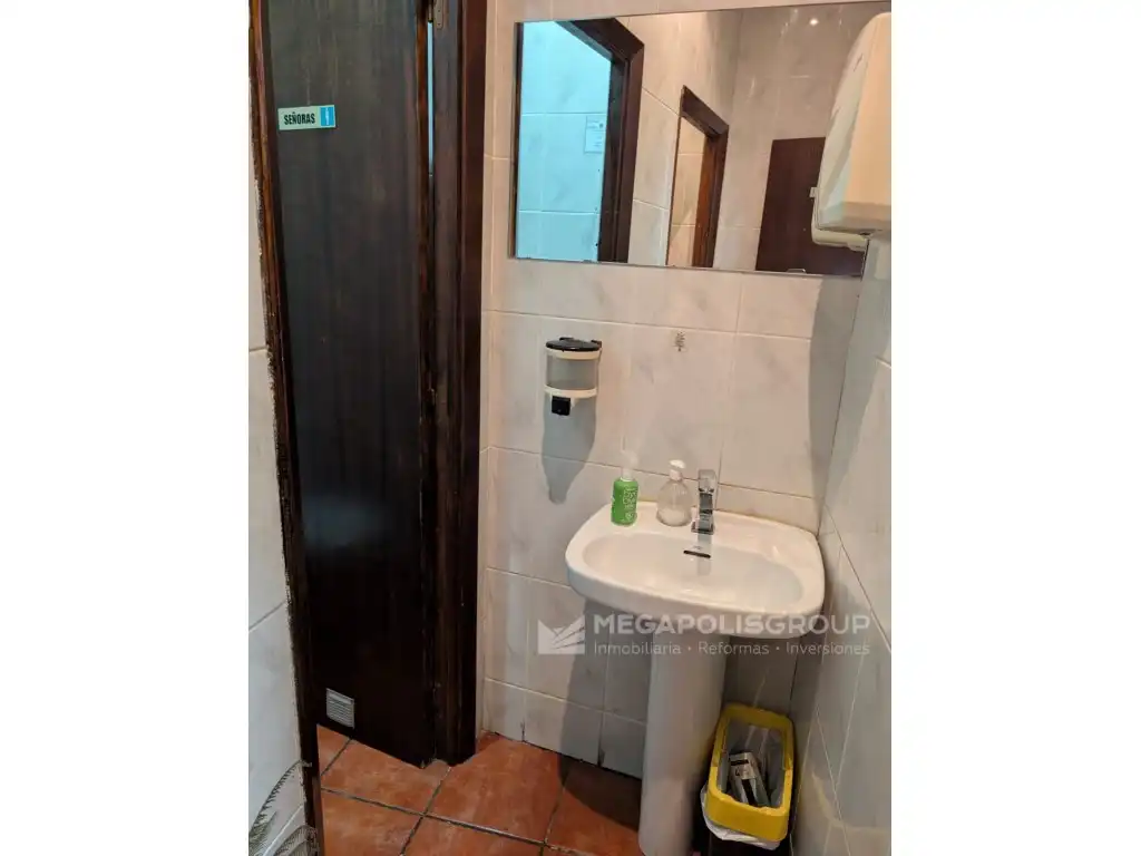 Business premises for sale in Calle Rodrigo Caro, imagen 13