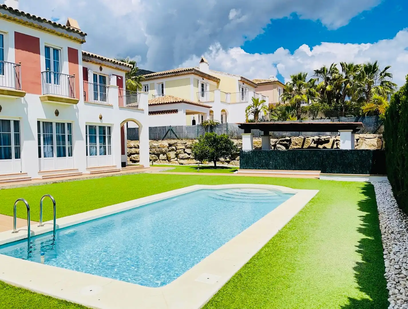 Villa mit Terrasse zum Verkauf in Golf Bahía, imagen 17