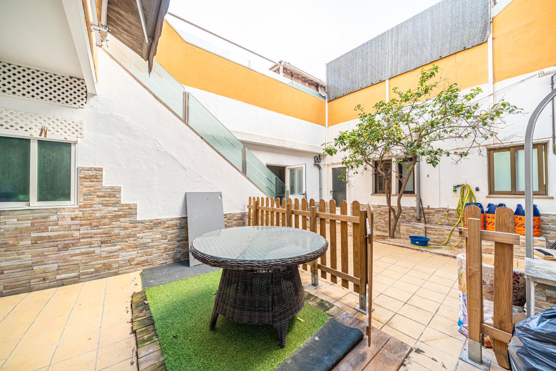 Terraza de Piso en venta en  Palma de Mallorca con Aire acondicionado, Calefacción y Jardín privado