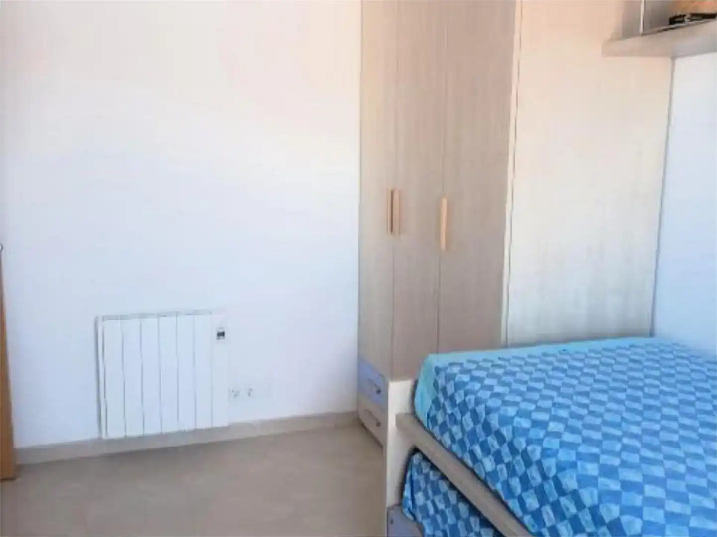 Dormitori de Apartament en venda en L'Escala amb Aire condicionat i Balcó