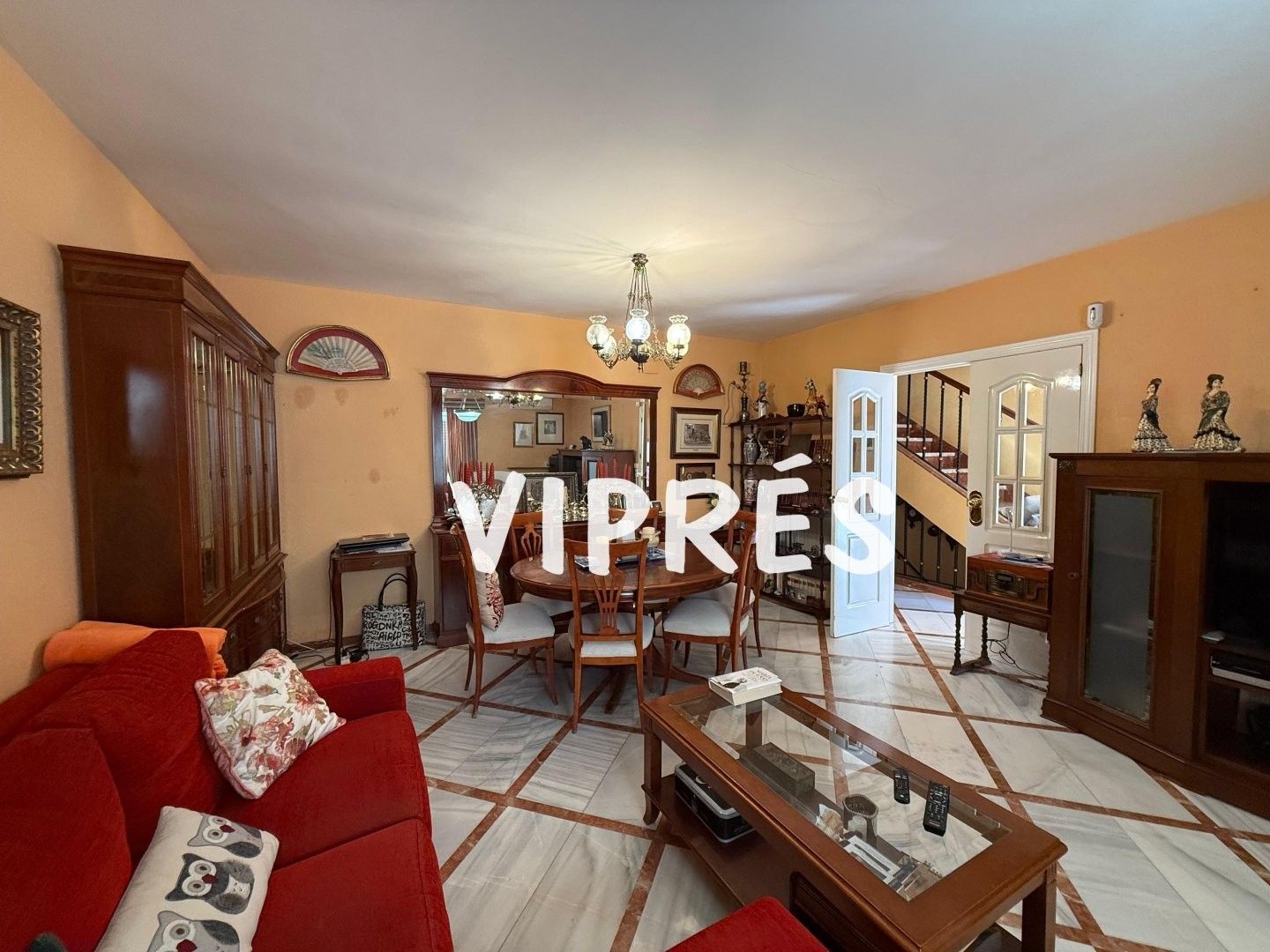Sala d'estar de Casa adosada en venda en Cáceres Capital amb Aire condicionat, Calefacció i Terrassa