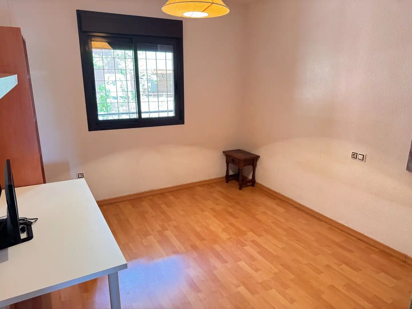 Dormitori de Apartament en venda en Roquetas de Mar amb Aire condicionat, Terrassa i Piscina comunitària