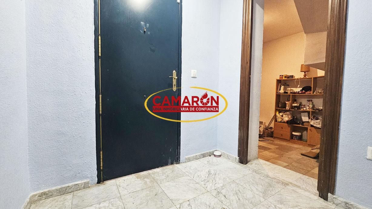 Casa adosada en venda en Mairena del Aljarafe amb Terrassa i Piscina comunitària