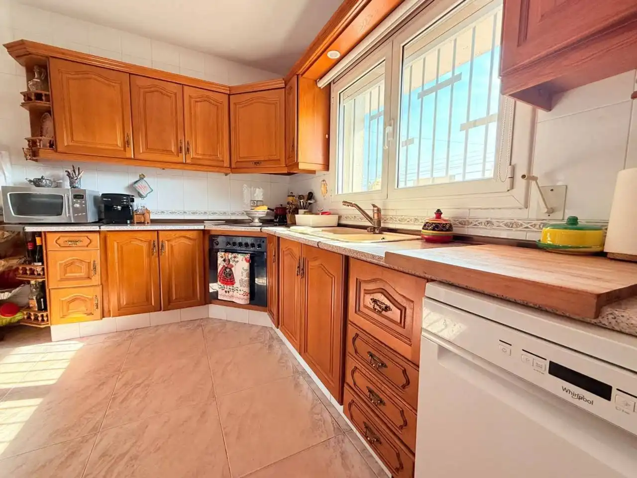 Cocina de Casa o chalet en venta en Riells i Viabrea con Aire acondicionado, Jardín privado y Terraza
