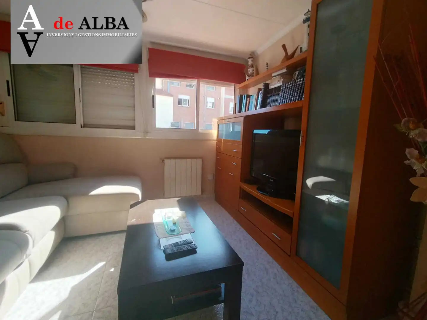 Penthouse with terrace for sale in Carrer Narcís Monturiol, imagen 5