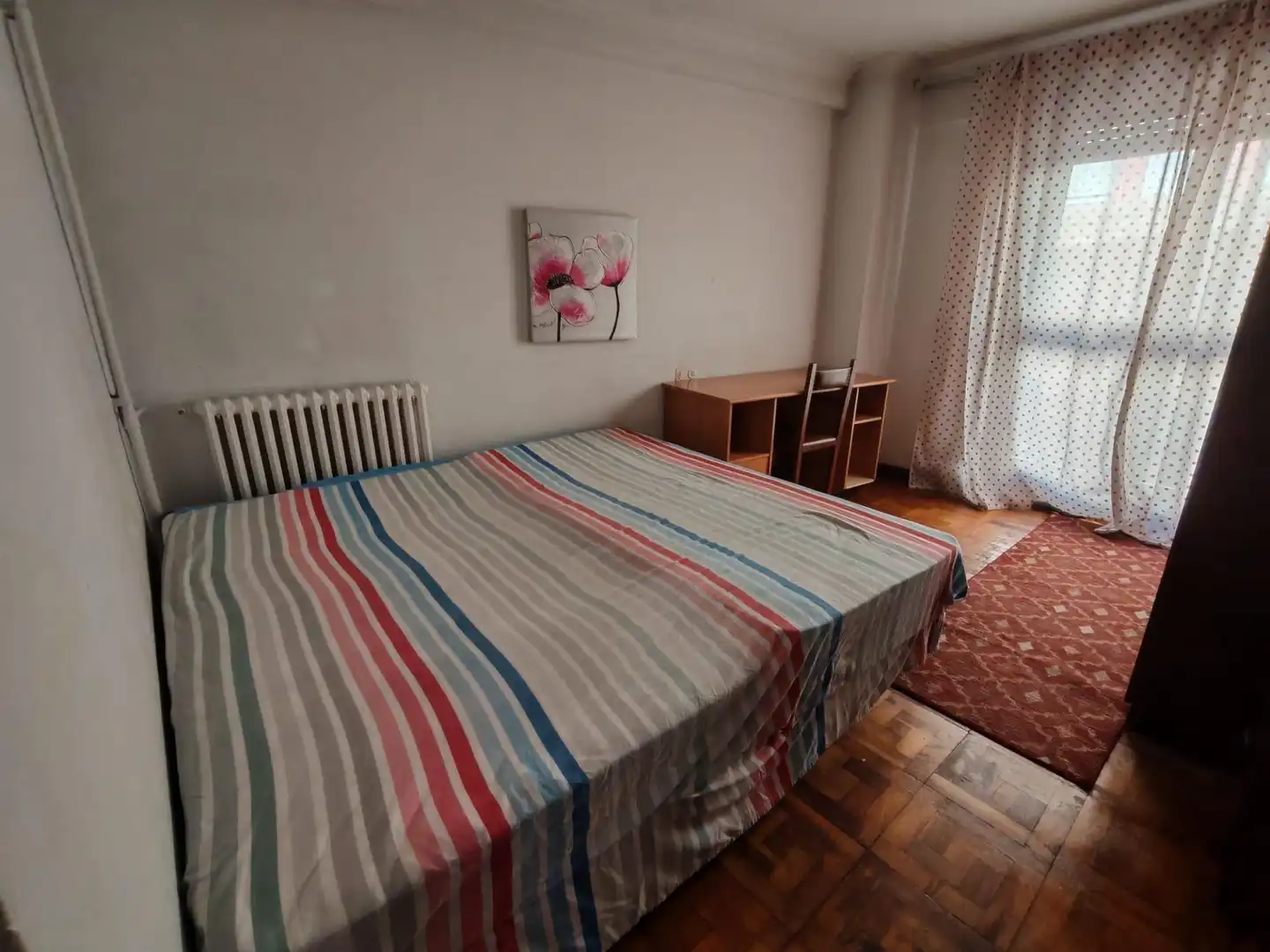 Bedroom of Flat for rent in Vigo   with Heating, Terrace and Furnished