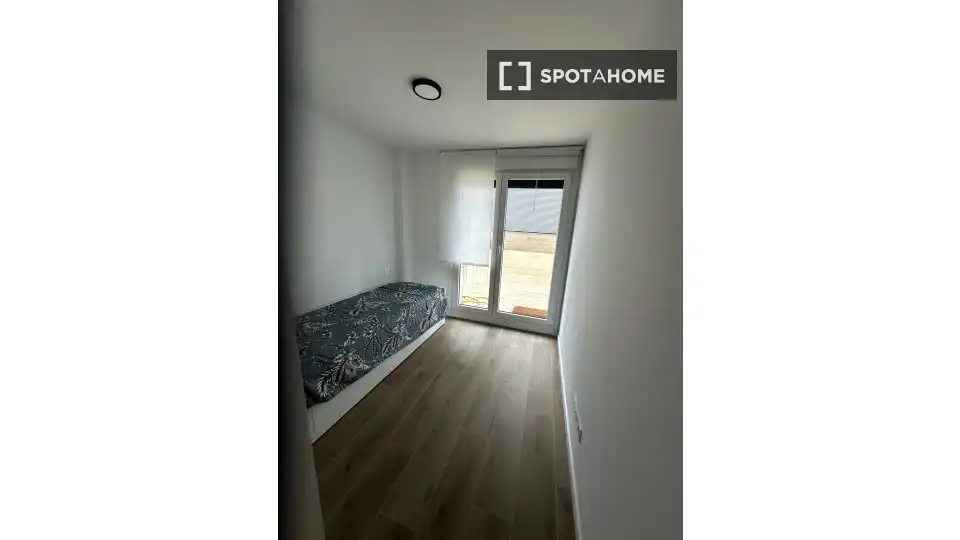 Habitación de Apartamento para compartir en Pasaia con Aire acondicionado, Terraza y Amueblado